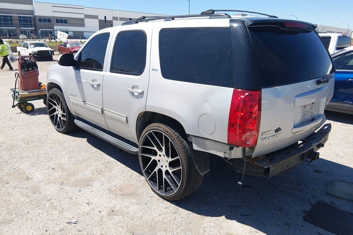 GMC Yukon 2010