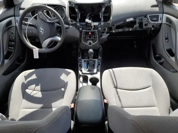 Hyundai Elantra 2016