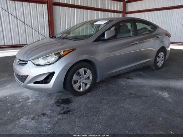 Hyundai Elantra 2016