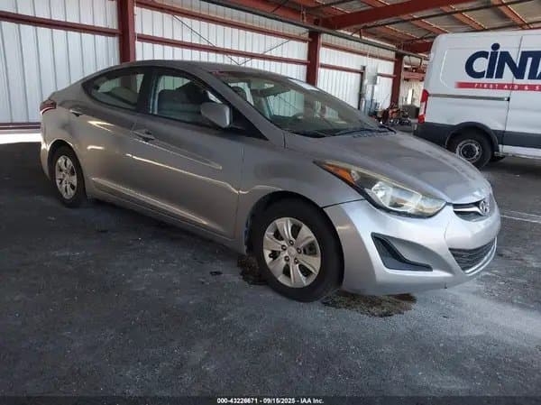 Hyundai Elantra 2016
