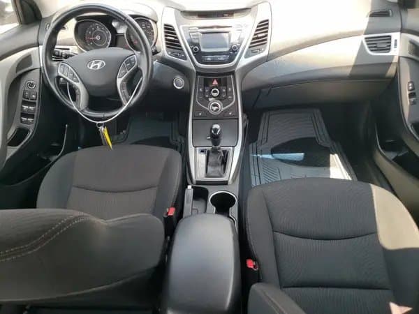 Hyundai Elantra 2016