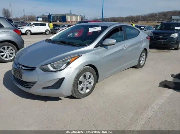 Hyundai Elantra 2016