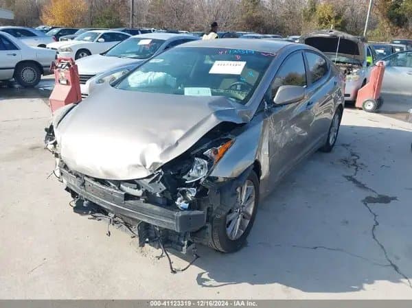 Hyundai Elantra 2016