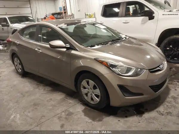 Hyundai Elantra 2016