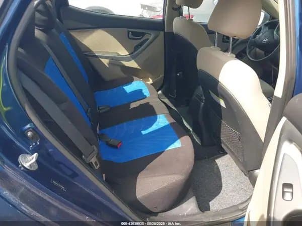 Hyundai Elantra 2016