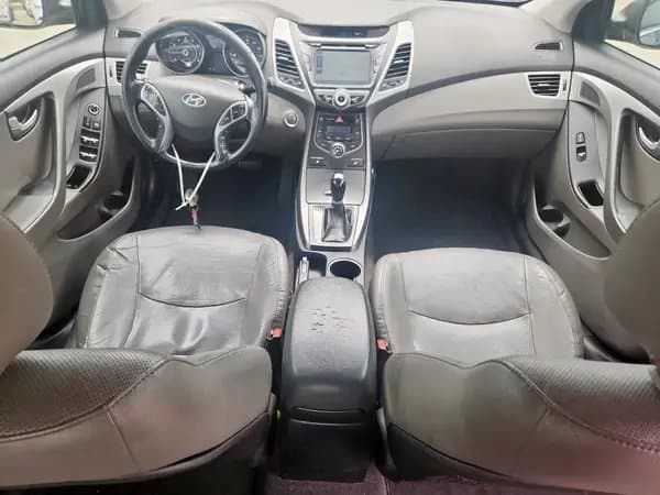 Hyundai Elantra 2016