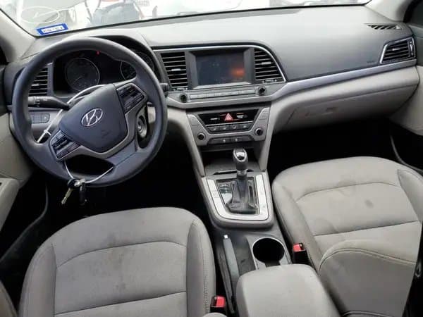 Hyundai Elantra 2017
