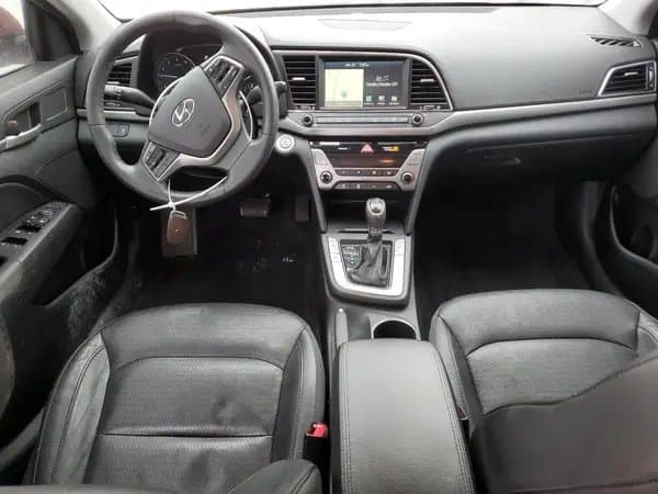 Hyundai Elantra 2017
