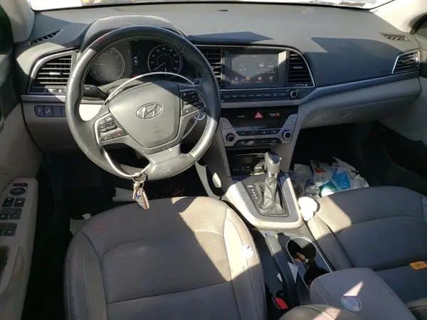 Hyundai Elantra 2017