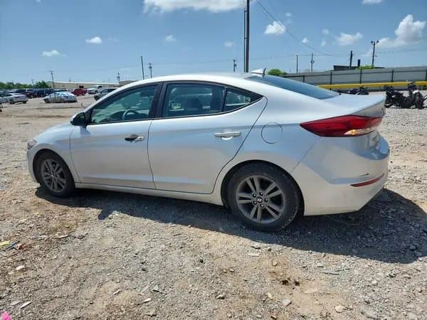 Hyundai Elantra 2017