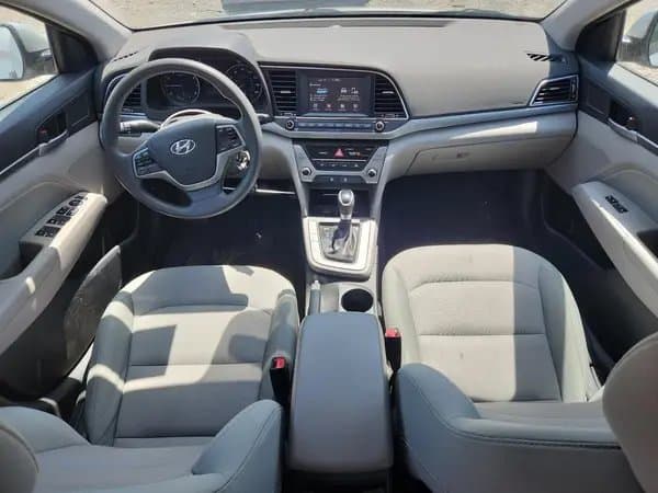 Hyundai Elantra 2017