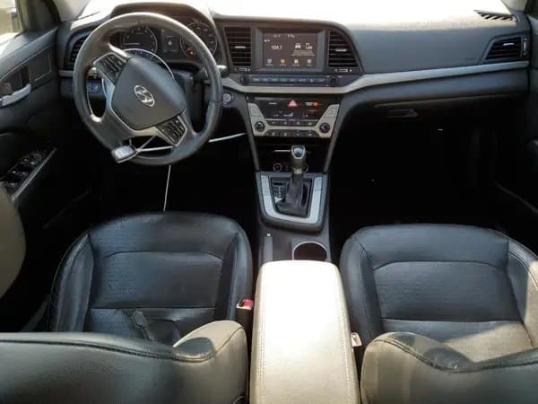 Hyundai Elantra 2017