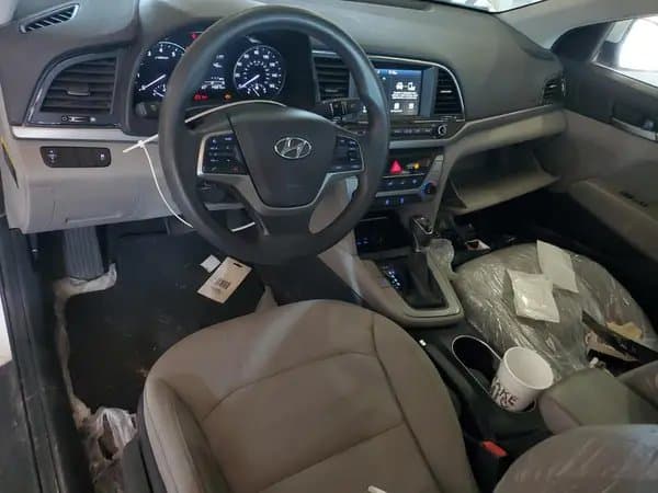 Hyundai Elantra 2017