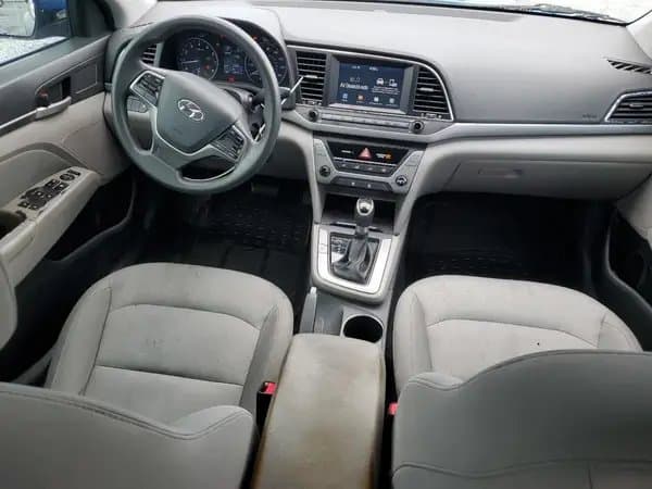 Hyundai Elantra 2017