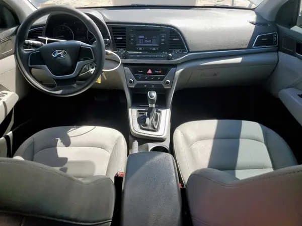 Hyundai Elantra 2017