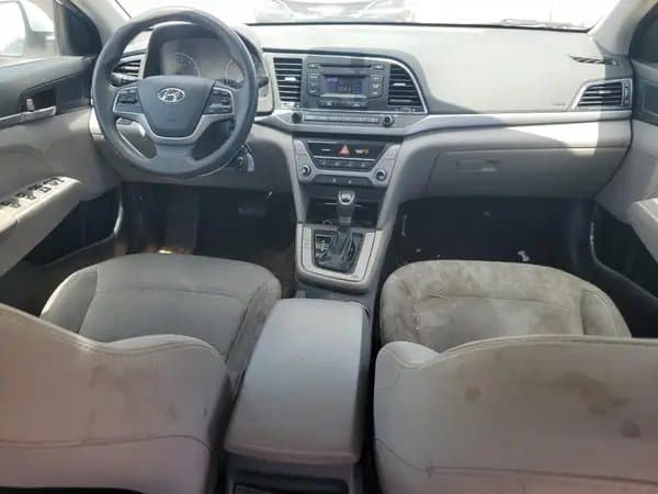 Hyundai Elantra 2017