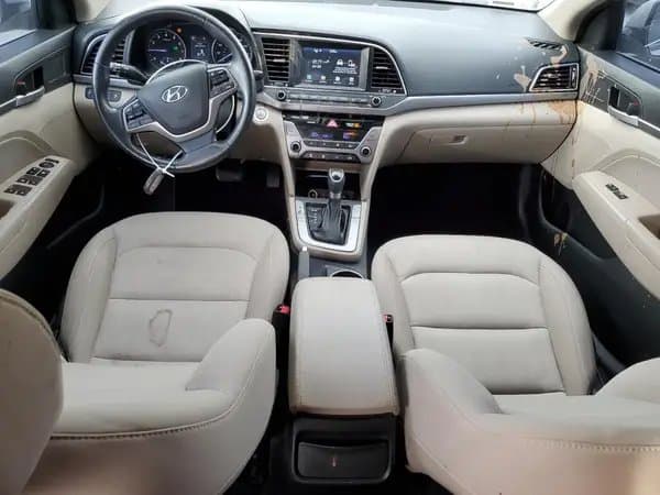 Hyundai Elantra 2017