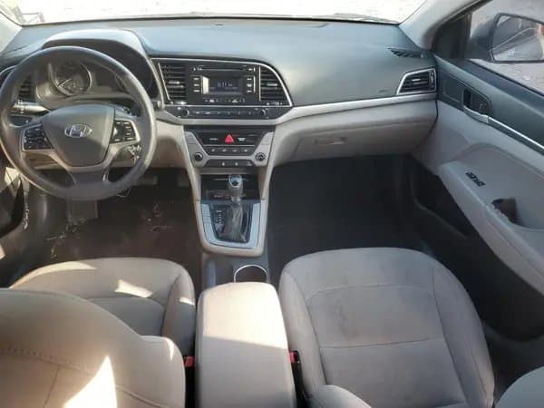 Hyundai Elantra 2017