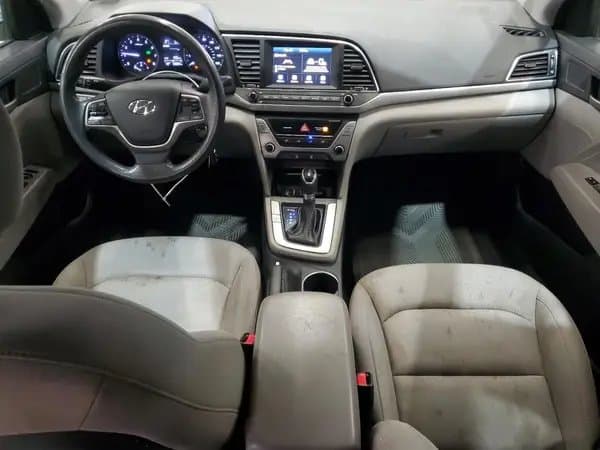 Hyundai Elantra 2017