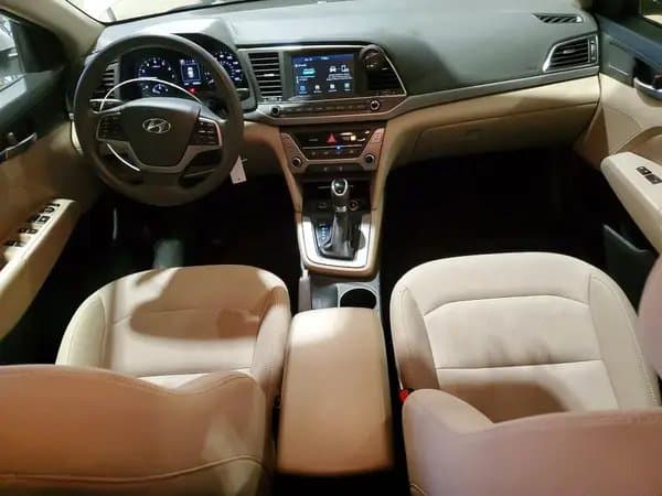 Hyundai Elantra 2018