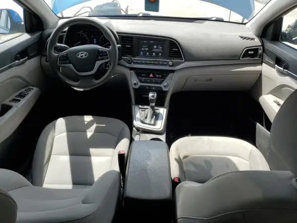 Hyundai Elantra 2018