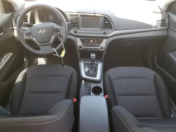 Hyundai Elantra 2018