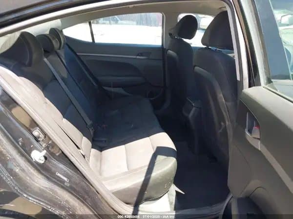 Hyundai Elantra 2018