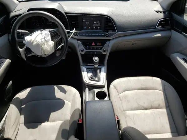 Hyundai Elantra 2018