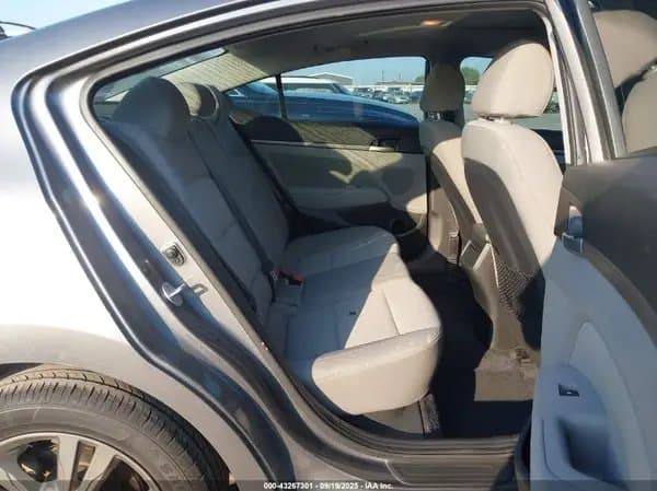 Hyundai Elantra 2018