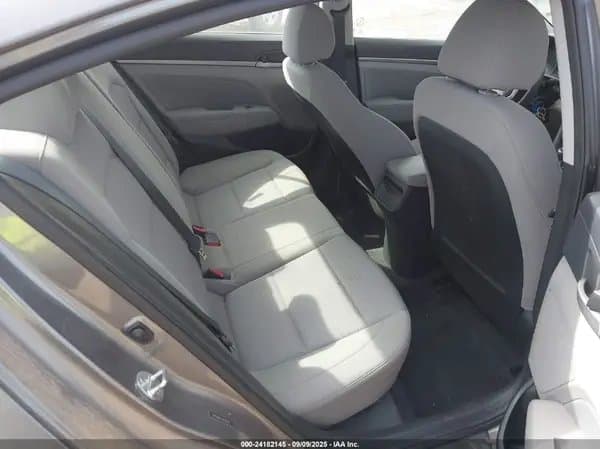 Hyundai Elantra 2018