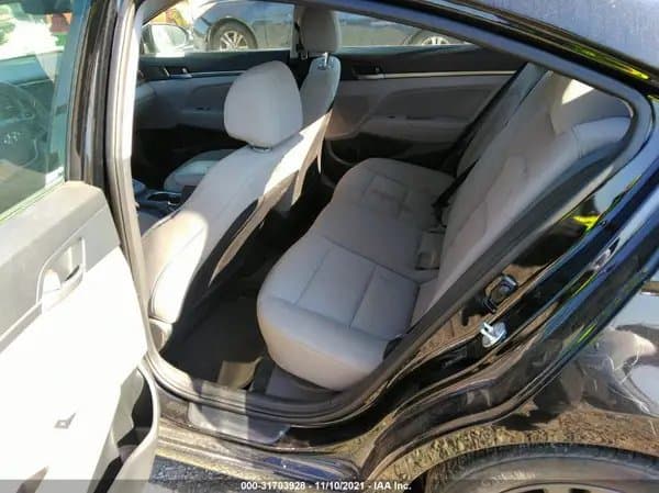 Hyundai Elantra 2018