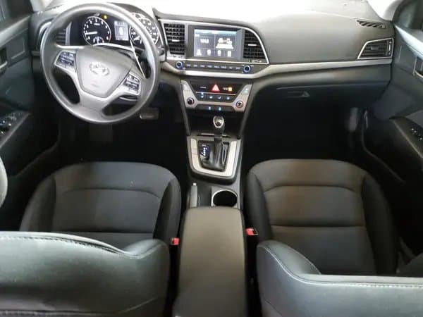 Hyundai Elantra 2018