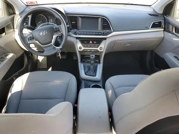 Hyundai Elantra 2018
