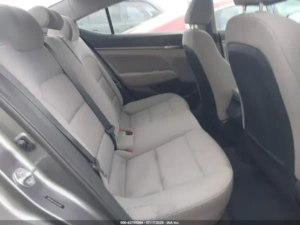 Hyundai Elantra 2018