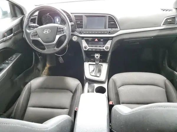 Hyundai Elantra 2018