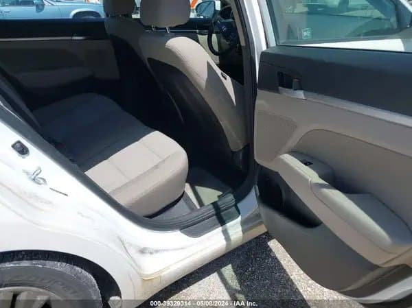 Hyundai Elantra 2019