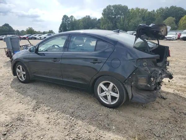 Hyundai Elantra 2019