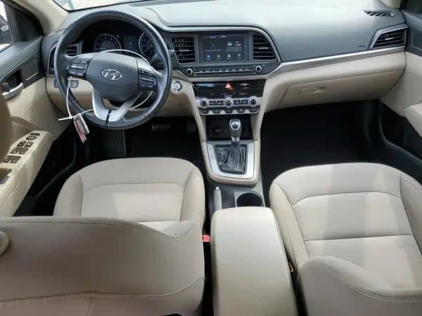 Hyundai Elantra 2019