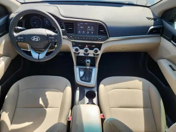 Hyundai Elantra 2019