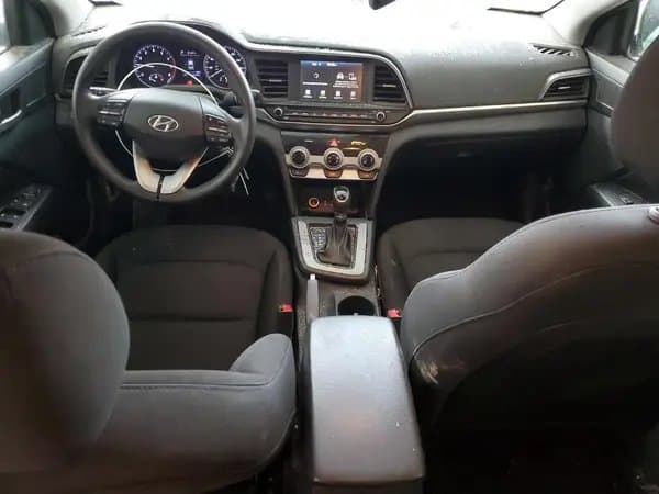 Hyundai Elantra 2019
