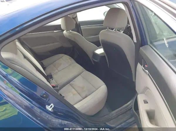 Hyundai Elantra 2019