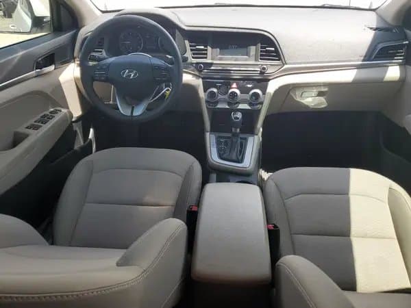 Hyundai Elantra 2019