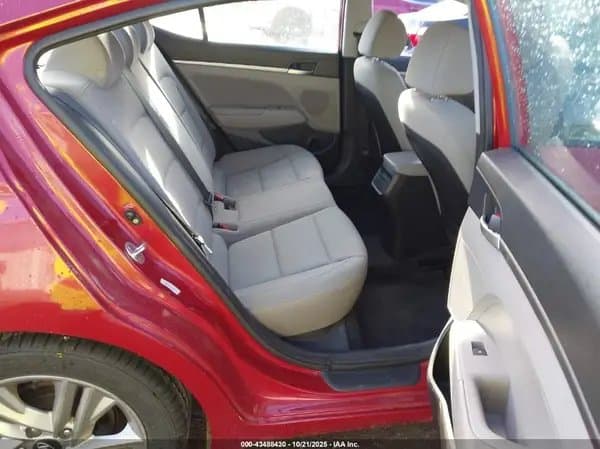 Hyundai Elantra 2019