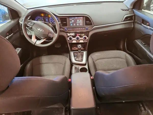 Hyundai Elantra 2019