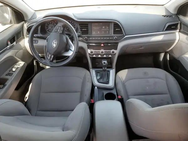 Hyundai Elantra 2020