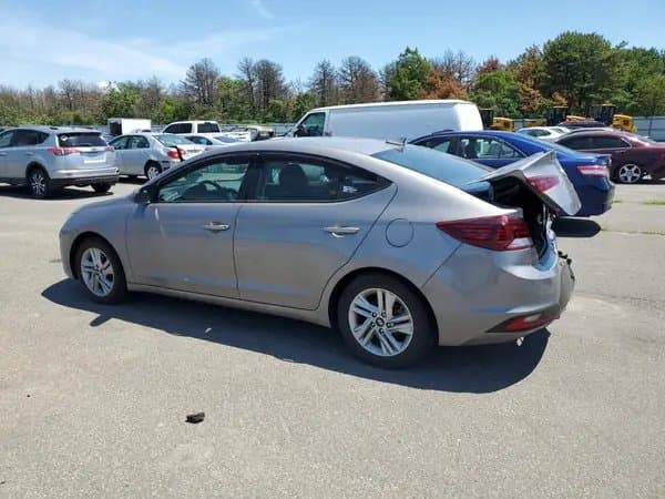 Hyundai Elantra 2020