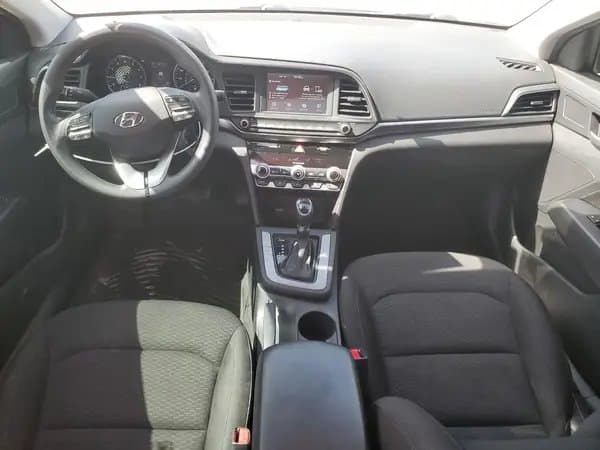 Hyundai Elantra 2020