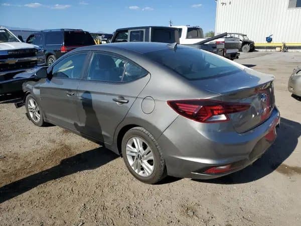 Hyundai Elantra 2020