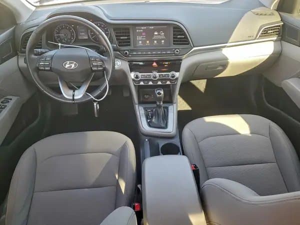 Hyundai Elantra 2020