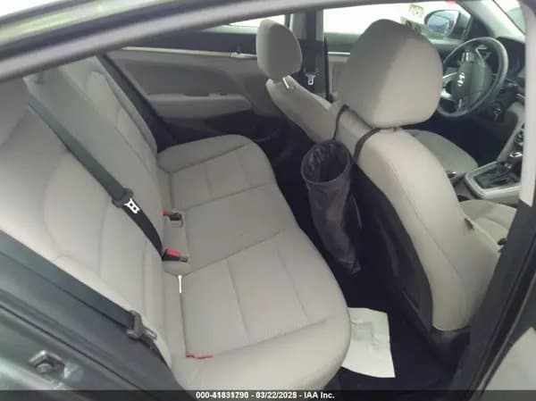 Hyundai Elantra 2020